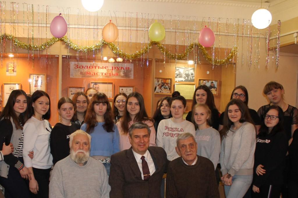 общая Семенов